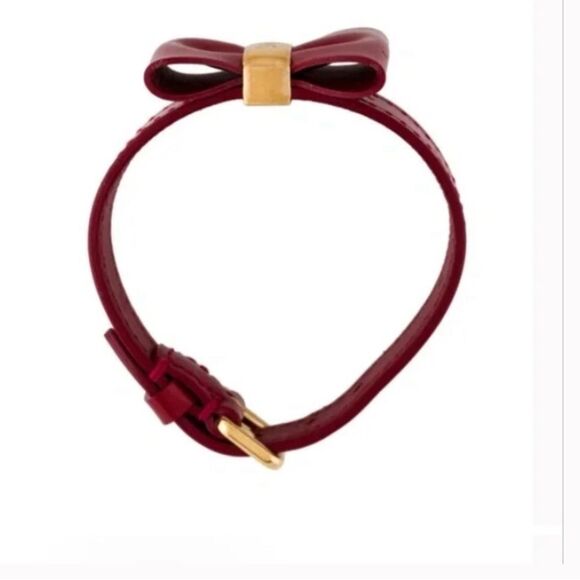 *Louis Vuitton* RARE Red Vernis Favorite 🌺Bow🌺 Leather Bracelet - Picture 5 of 6